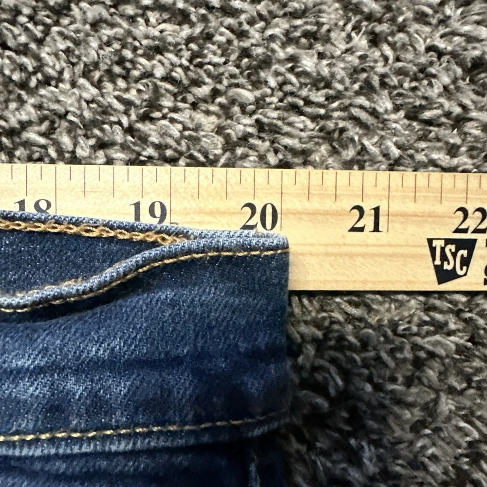 Levis owned 514 wash